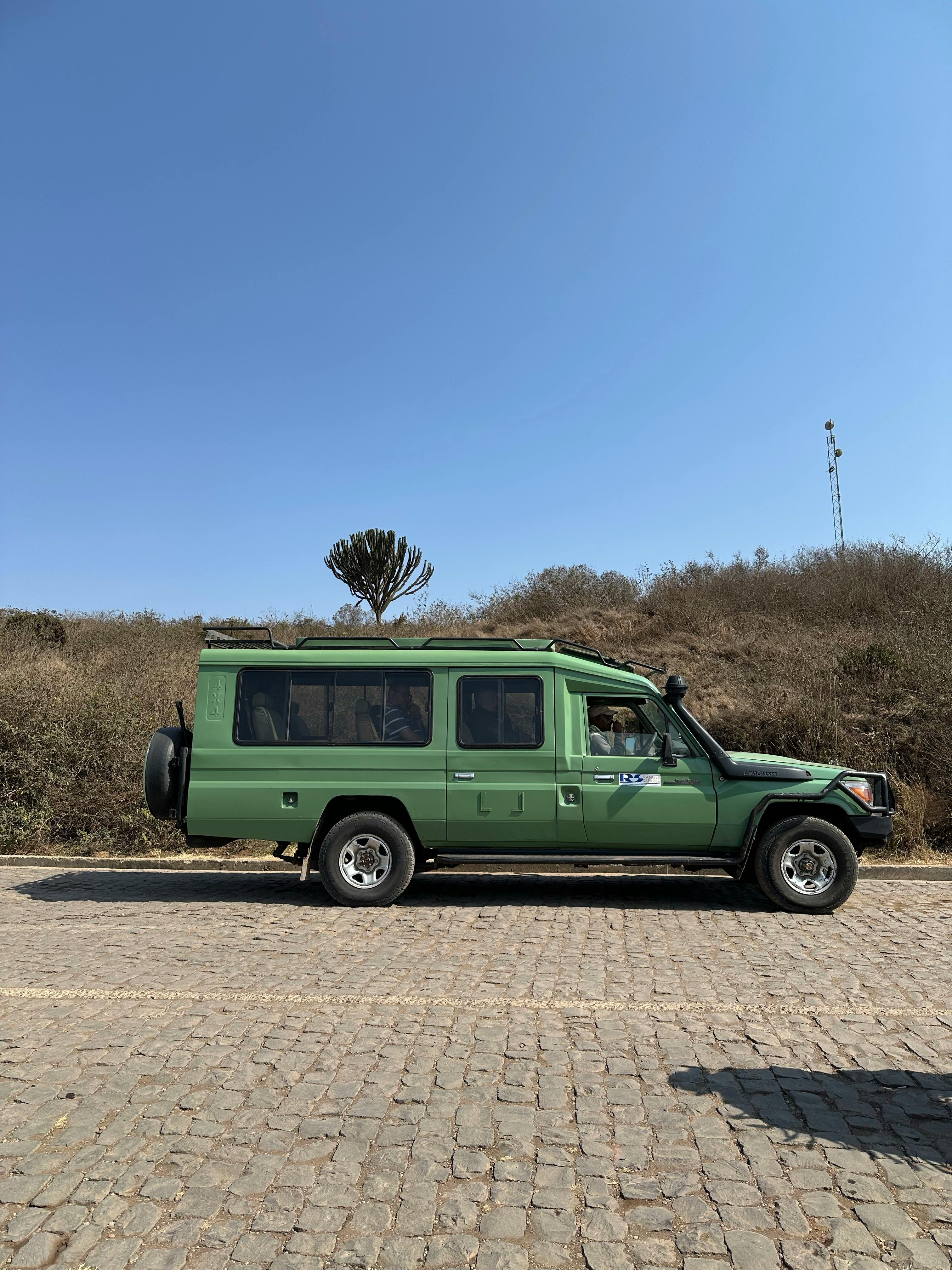 Safari Minivan & Land Cruiser Hire Per Day with a Professional Guide